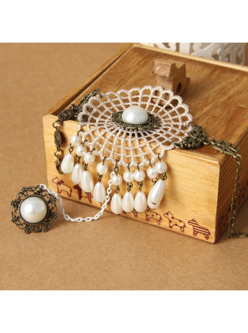 Fashion Retro Love White Pearl Golden Lace Female Bracelet With Ring One Chain