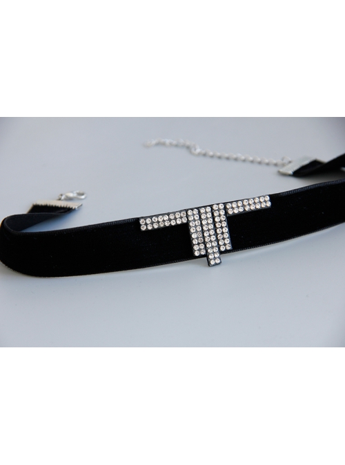 Simple Fashion Retro Gothic Row Drill Black Velvet Female Collar