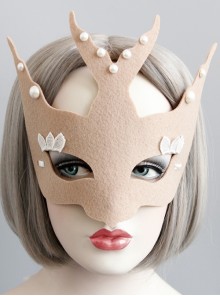 Creative Fashion Exaggerated Beige Swallow Pearl Halloween Christmas Masquerade Half Face Female Mask