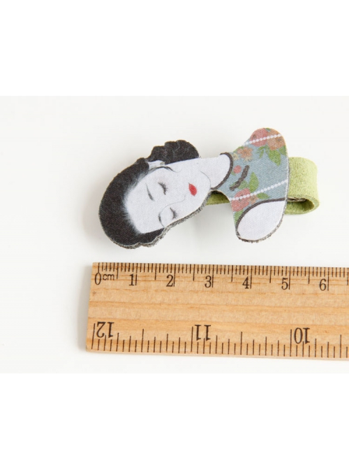Personality Simplicity Creativity Retro Black Hair Eyes Closed Cheongsam Woman Duckbill Hairpin