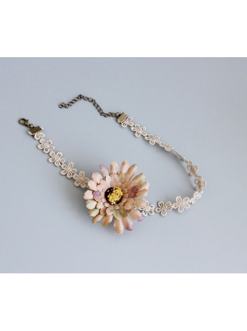 Fashion Retro Personality Pink Simulation Flower Golden Lace All-Match Female Short Necklace