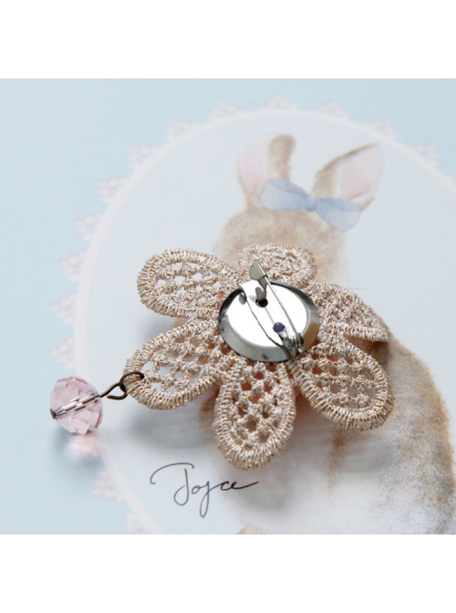 All-Match Retro Fashion Cute Golden Lace Pink Flowers Female Sweater Brooch