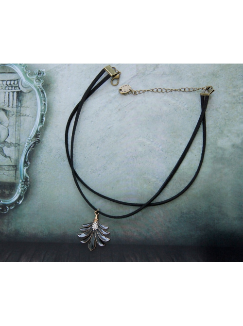 Punk Simple Fashion Retro Personality Black Rope Feather Pendant Hip Hop Female Short Necklace