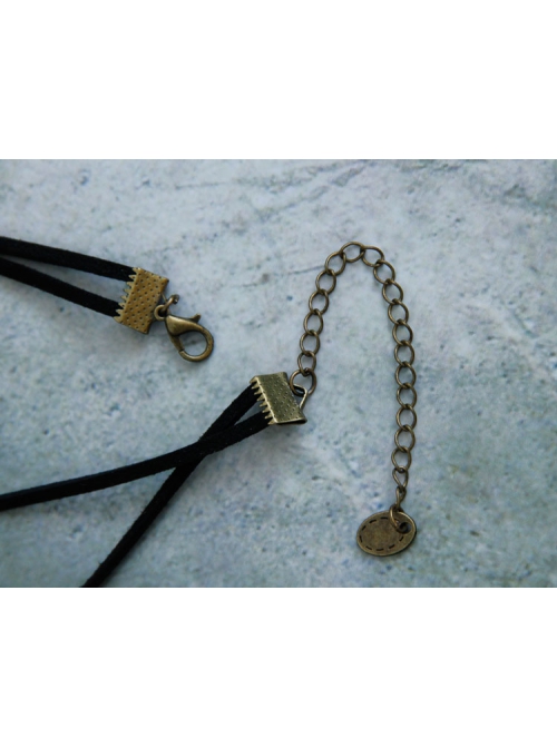 Punk Simple Fashion Retro Personality Black Rope Feather Pendant Hip Hop Female Short Necklace