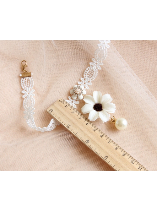 Fashion Retro Holiday Holiday White Lace Flower Pearl Female Choker