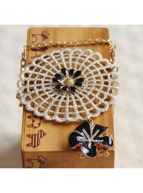Handmade Fashion Simple Female Retro Golden Lace Black Small Flower Anklet