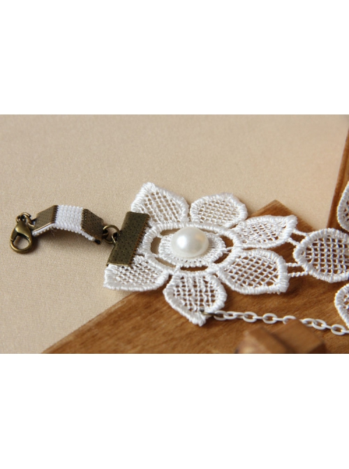 Fashion Retro Baroque White Tassel Bride Wedding Lace Flower Crystal Pearl Armband