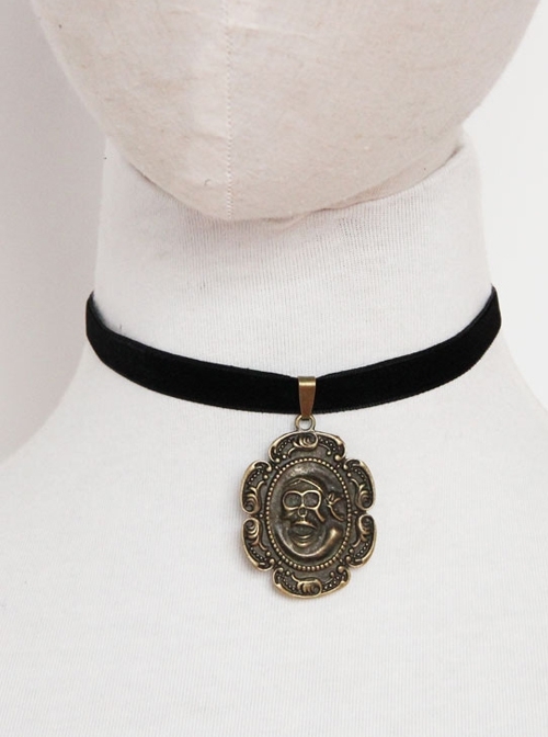 Fashion Retro Exaggerated Simple Skull Black Velvet Rope Female Short Necklace