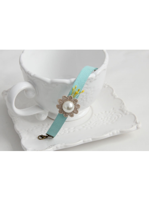 Golden Flower Pearl Retro Fashion Simple Blue Female Bracelet