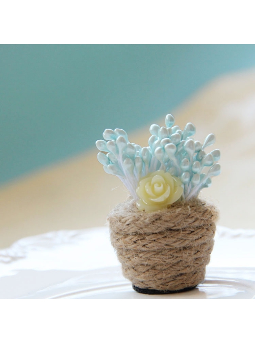 Handmade Personality Blue Stamen Yellow Rose Flower Christmas Female Retro Fashion Cute Small Brooch