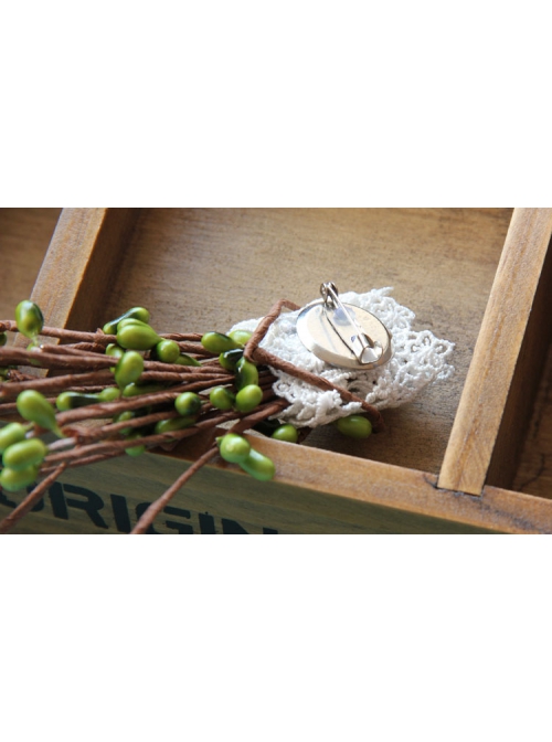 Retro Simple Green Tree White Lace Handmade Fashion Female Small Brooch