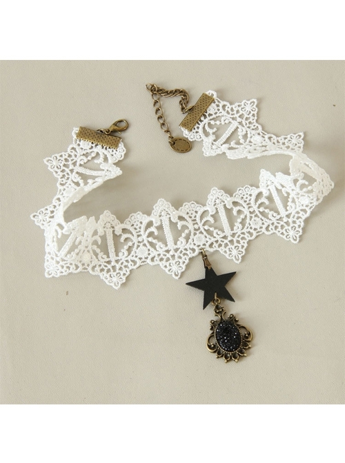 All-Match Casual Fashion Retro Black Gemstone Star White Lace Female Short Necklace
