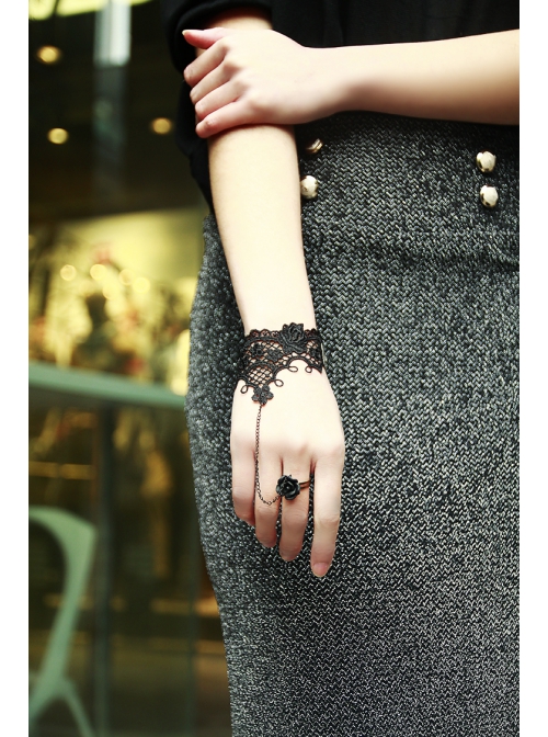 Retro Gothic Fashion Simple Black Lace Female Band Ring Bracelet