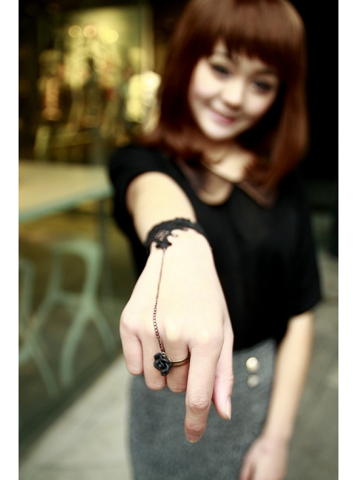 Retro Gothic Fashion Simple Black Lace Female Band Ring Bracelet