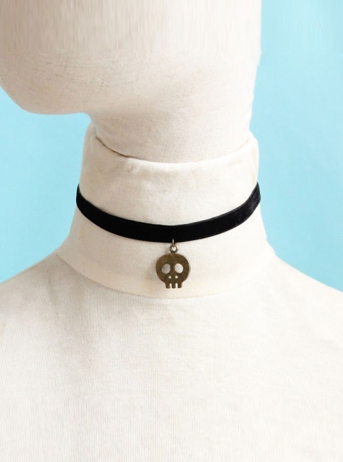 Retro Simple Bronze Skull Black Velvet Rope Gothic Fashion Female Short Necklace