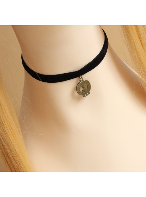 Retro Simple Bronze Skull Black Velvet Rope Gothic Fashion Female Short Necklace