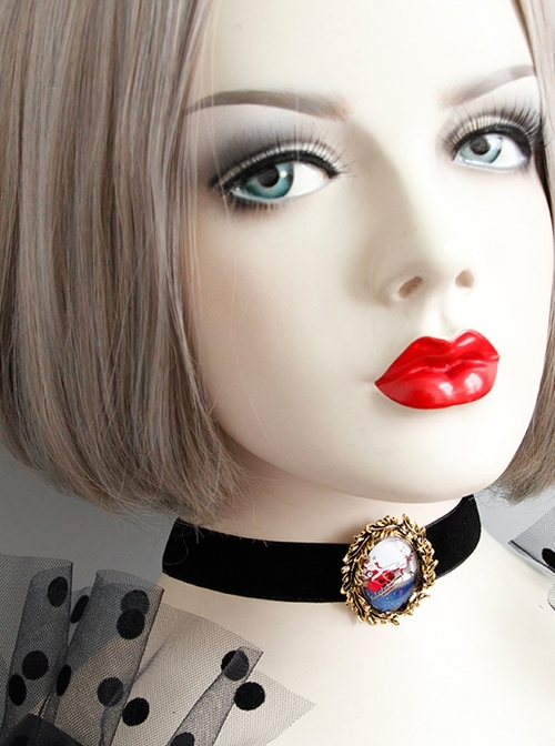 Simple Christmas Female Fashion Retro Personality Black Velvet Short Necklace