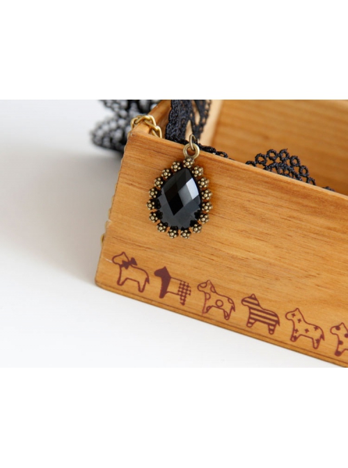 Retro Gothic Fashion Personality Black Lace Flower Drop Diamond Female Collar