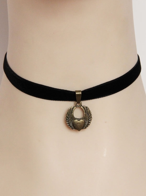 Retro Personality Fashion Black Velvet Rope Love Wings Pendant Simple Female Short Necklace