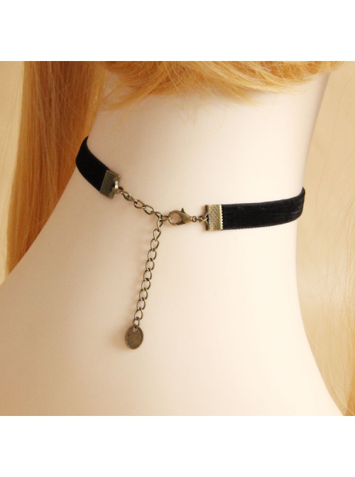 Retro Fashion Simple Cartoon Sun Pendant Black Velvet Rope Gothic Female Short Necklace