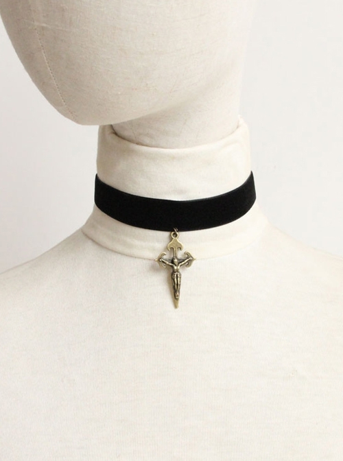 Simple Personality Retro Fashion Cross Pendant Black Velvet Rope Female Short Necklace