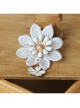 Lady Retro Compact Fashion White Lace Cherry Blossom Female Brooch