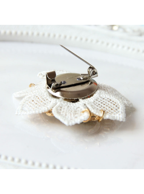 Dreamy Fashion Retro White Lace Flower Tea Color Crystal Retro Handmade Cute Brooch