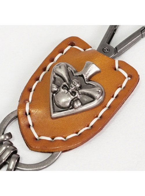 Punk Metal Heart-Shaped Design Skull Decoration Unisex Brown Keychain