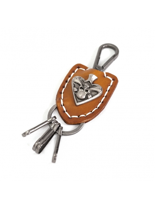 Punk Metal Heart-Shaped Design Skull Decoration Unisex Brown Keychain