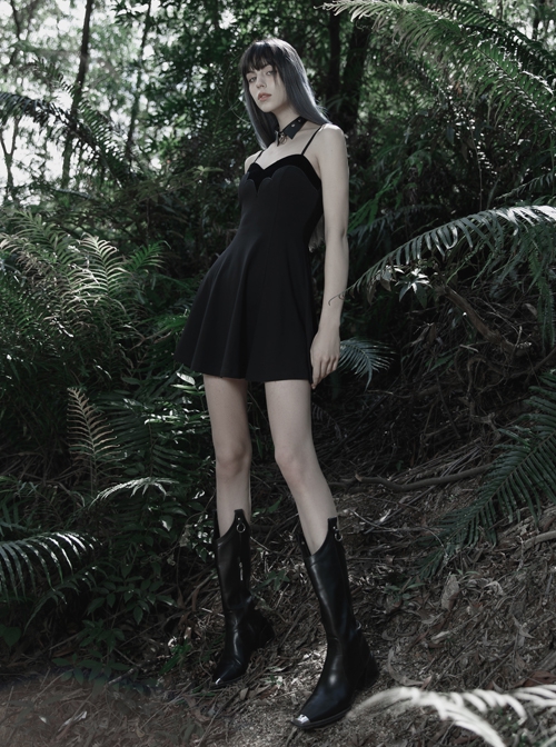 Gothic Dark Bat Fleece Embroidered Sun Suspender Dress