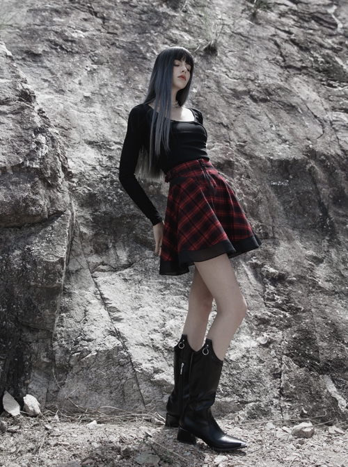 College Style Red Chiffon Plaid Large-Hole Mesh Stitching V-Word Segmentation Design Sun-Hem Skirt