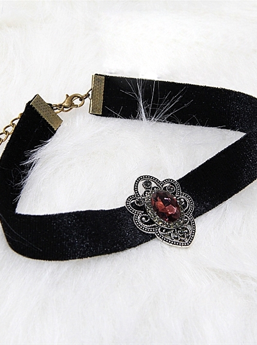 Gothic Retro Black Pleuche Flower Vine Red Diamond Necklace
