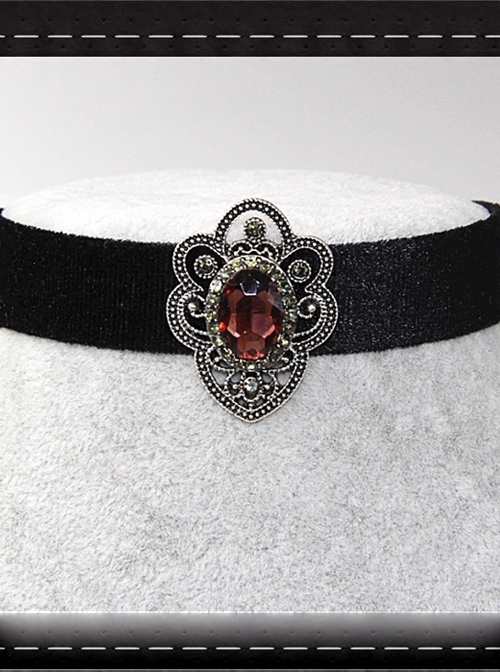 Gothic Retro Black Pleuche Flower Vine Red Diamond Necklace