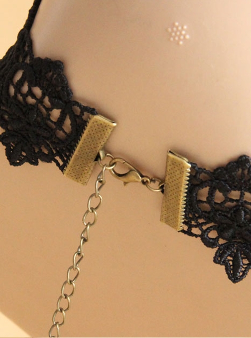 Retro Palace Style Black Lace And Pearl Gothic Necklace