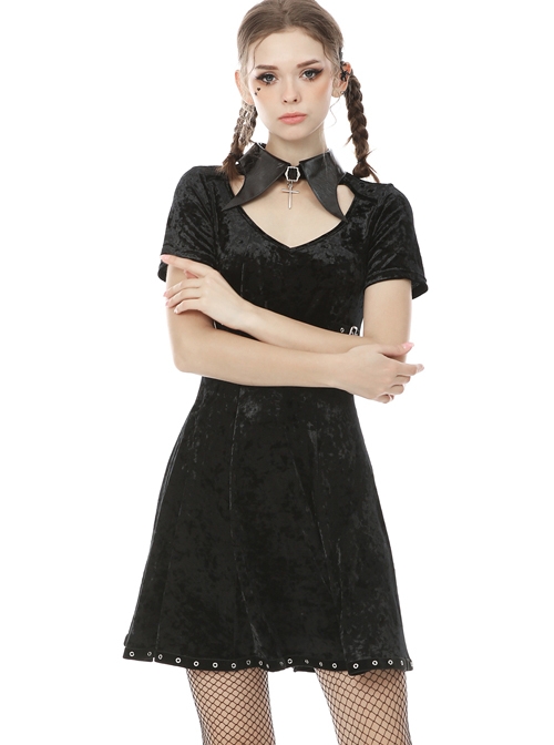 Gothic PU Leather Pointed Collar Black Velvet Short Sleeve Dress