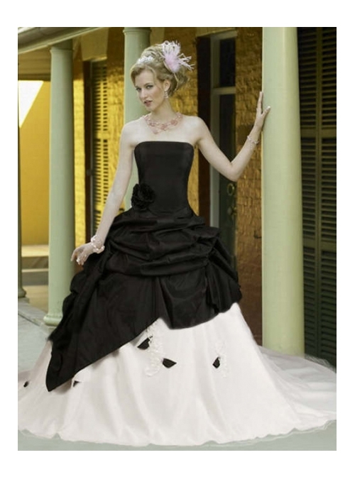 Black And White Taffeta Elegant Flower Design Gothic Wedding Dress